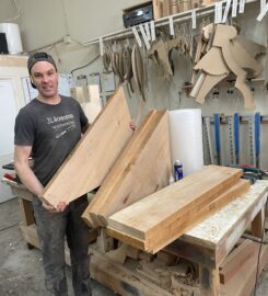 Wood shop for hire