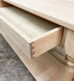 Wood shop for hire