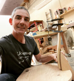 Wood shop for hire